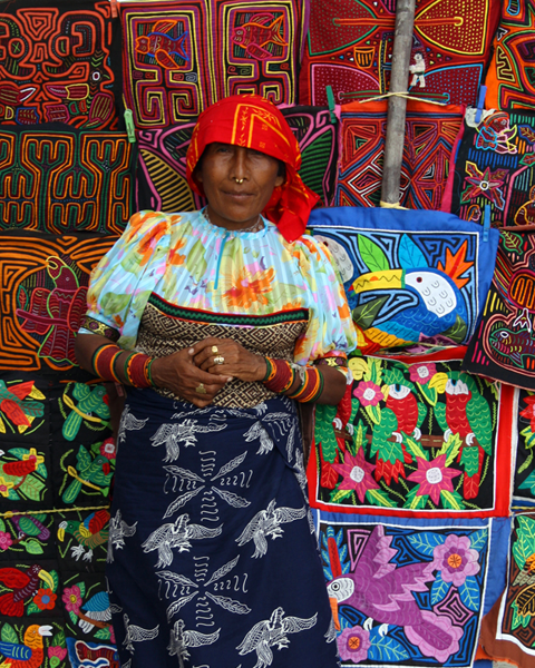 <em>Tracey Price: Kuna Yala</em>, Panama