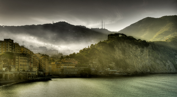 <em>Camogli Dawn</em>, Richard Desmarais