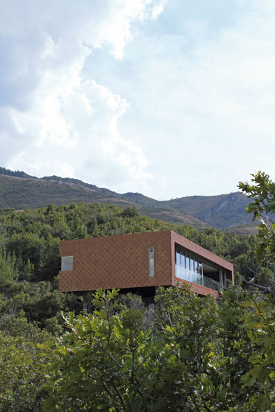 <em>House, Emigration Canyon, Utah.</em> By Sparano + Mooney
Architecture. Photo © Sparano + Mooney Architecture.