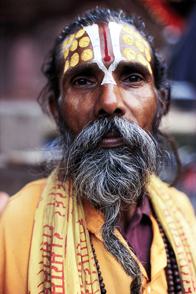 <em>Sadhu</em>,Emre Rende