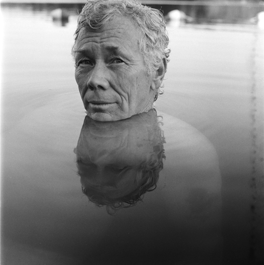 <em>Einer</em>, Linda K Alpern